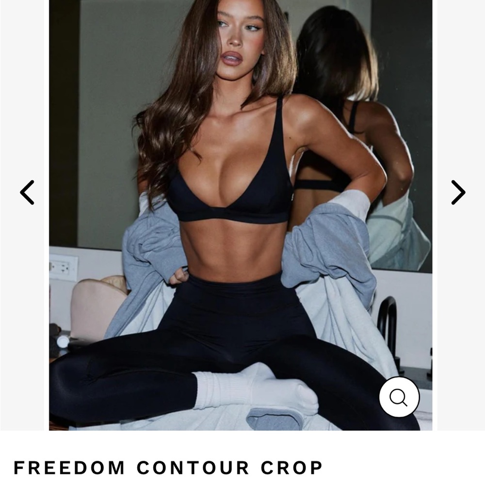 Crop Shop Boutique Freedom Contour Crop Bra in Black